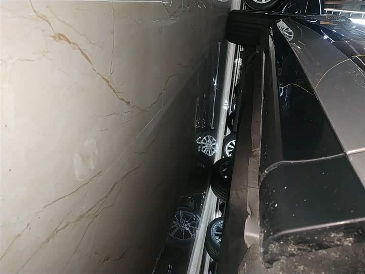 Фото 21 - Land Rover Range Rover Evoque L