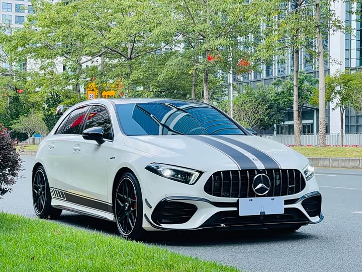 Фото 3 - Mercedes-Benz A-Class AMG