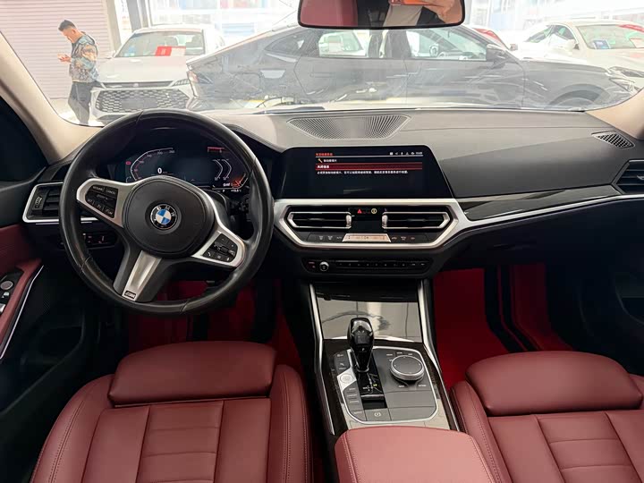 Фото 13 - BMW 3 Series