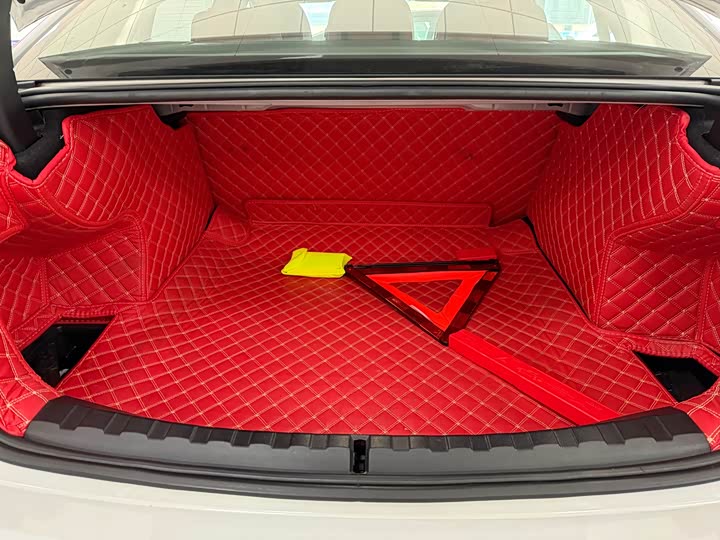 Фото 25 - BMW 3 Series