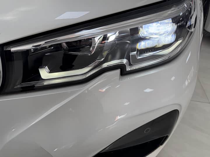 Фото 6 - BMW 3 Series