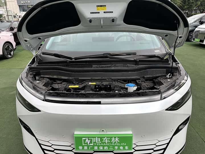 Фото 18 - XPeng X9