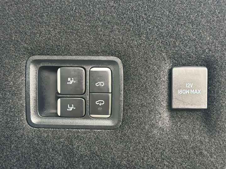 Фото 28 - XPeng X9