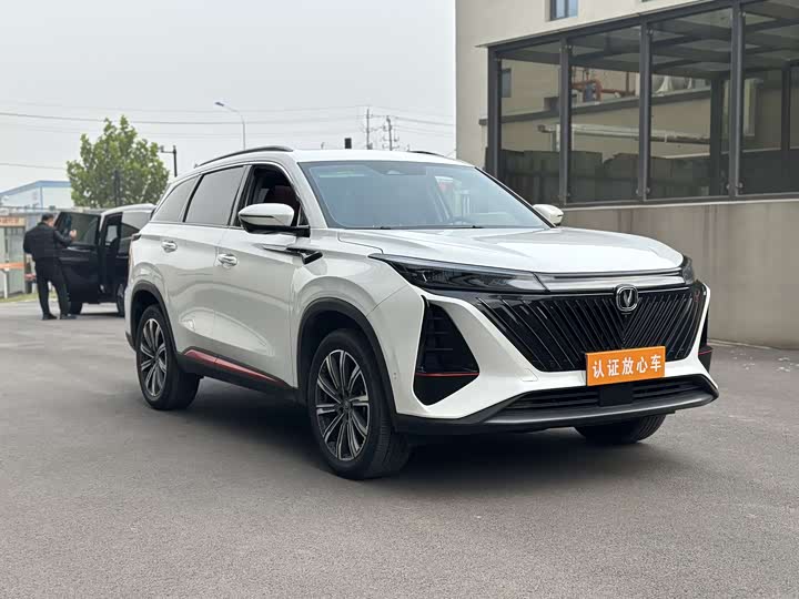 Фото 7 - Changan CS75 Plus