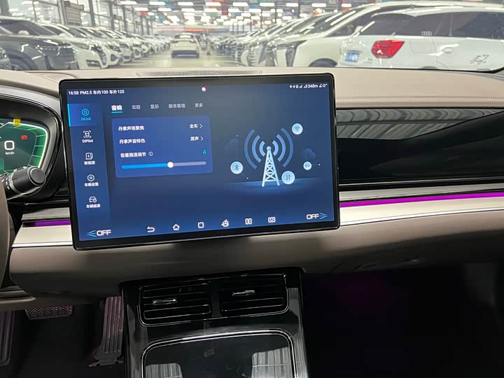 Фото 14 - BYD Han