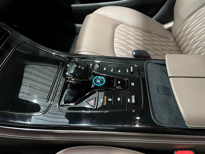 Фото 7 - BYD Han