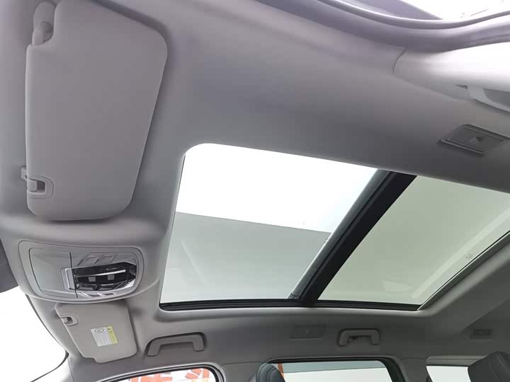 Фото 14 - Exeed VX