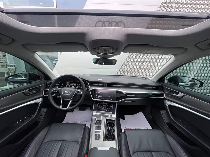 Фото 9 - Audi A6L