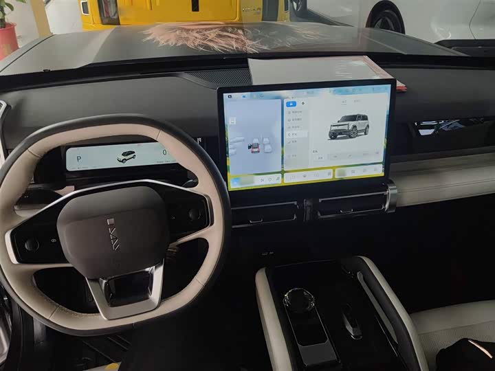 Фото 10 - Chery iCar 03