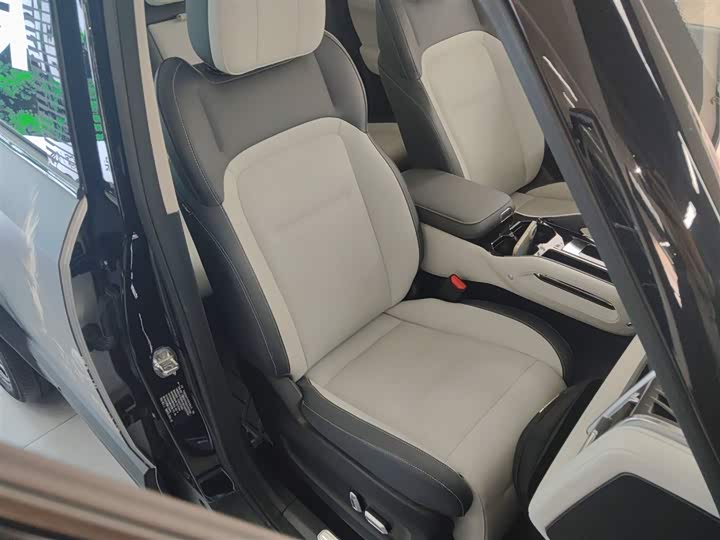 Фото 25 - Chery iCar 03