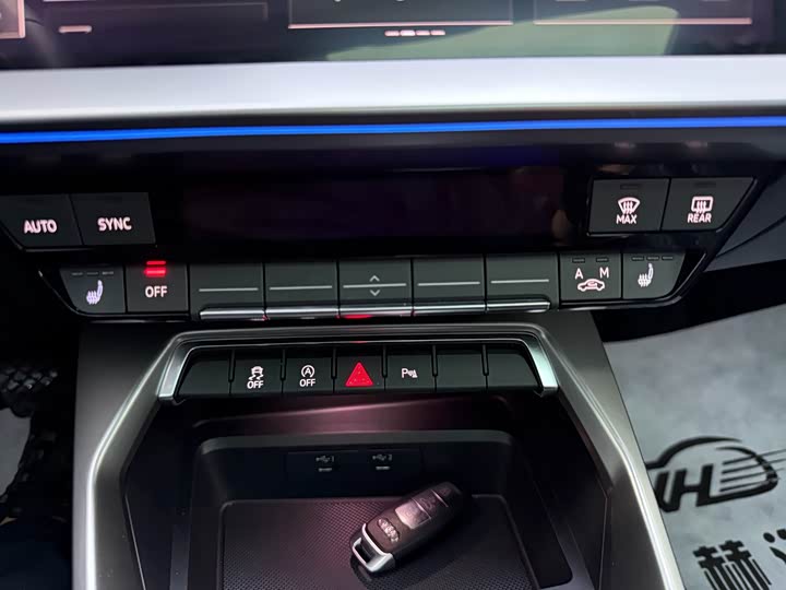 Фото 14 - Audi A3