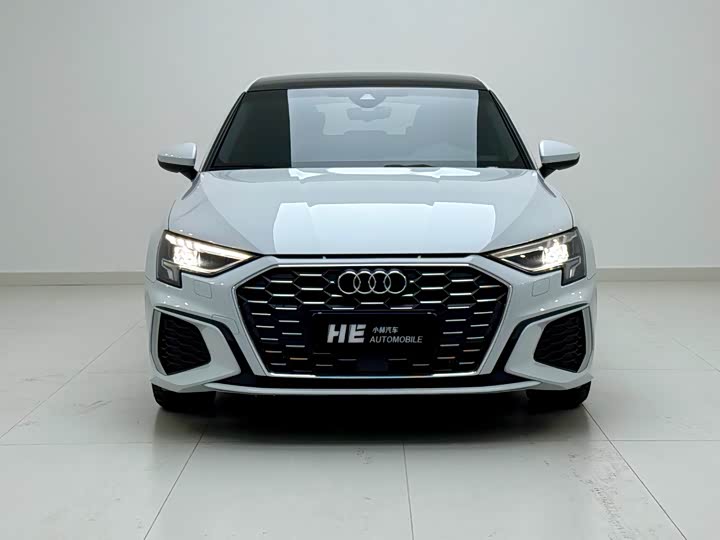 Фото 2 - Audi A3