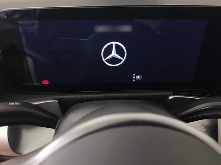 Фото 5 - Mercedes-Benz GLB-Class