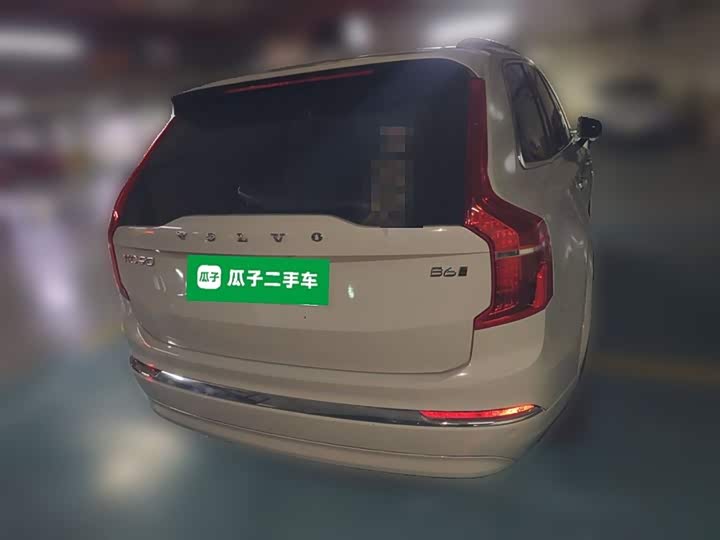 Фото 28 - Volvo XC90