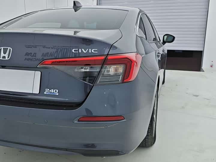 Фото 11 - Honda Civic