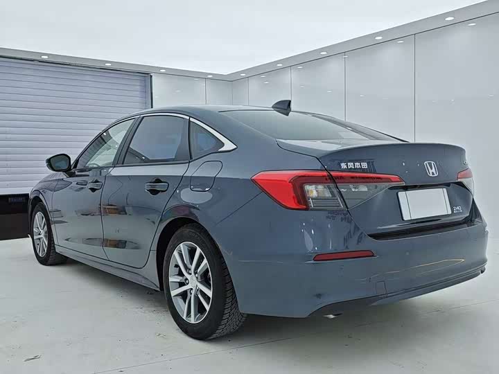 Фото 7 - Honda Civic