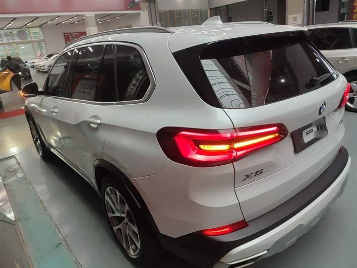 Фото 5 - BMW X5
