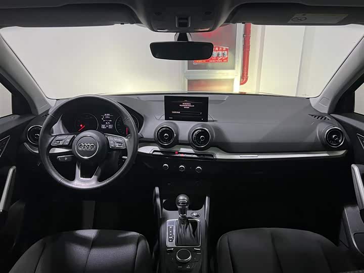 Фото 12 - Audi Q2L