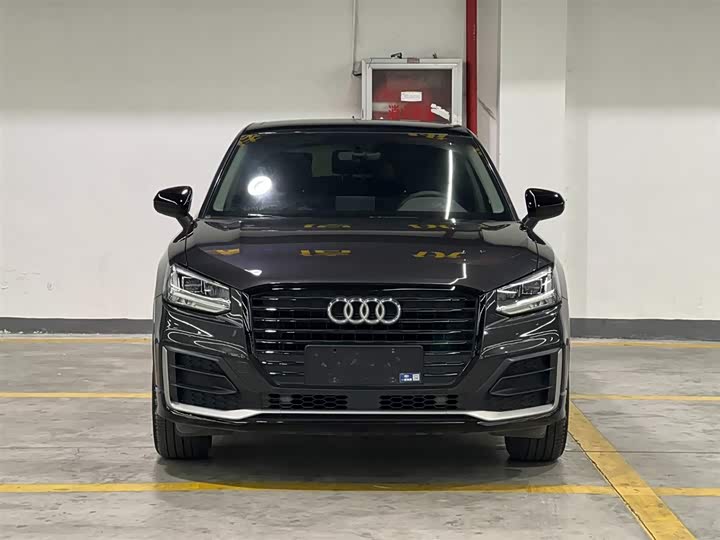 Фото 2 - Audi Q2L
