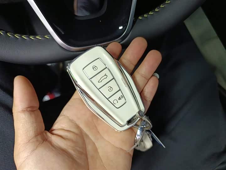 Фото 9 - Geely Preface