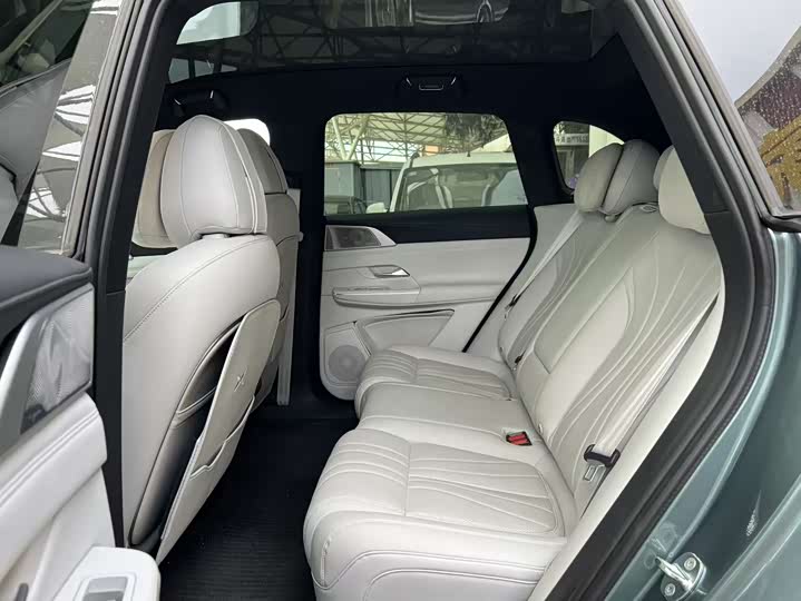 Фото 4 - XPeng G9