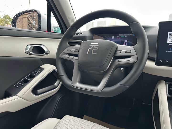 Фото 19 - BYD Yuan Up