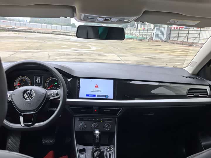 Фото 4 - Volkswagen Lavida