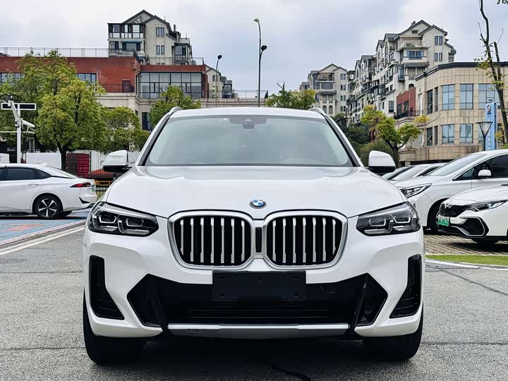 Фото 2 - BMW X3