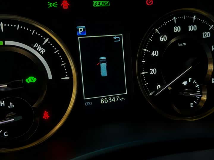 Фото 8 - Toyota Vellfire