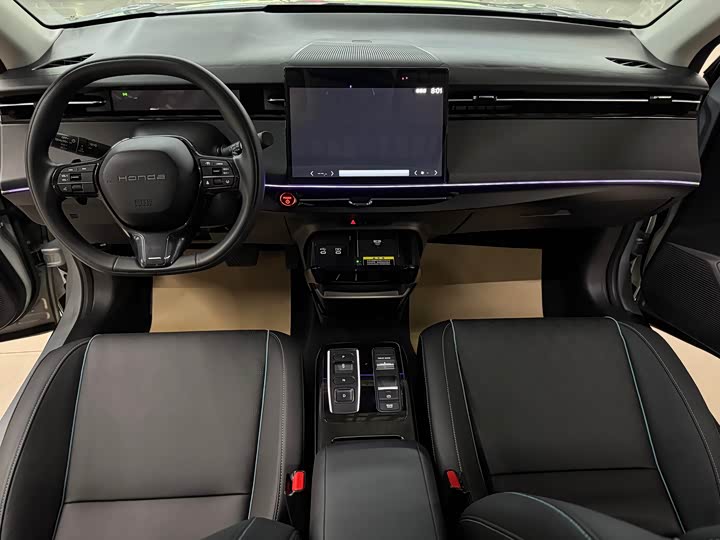 Фото 7 - Honda e:NP2