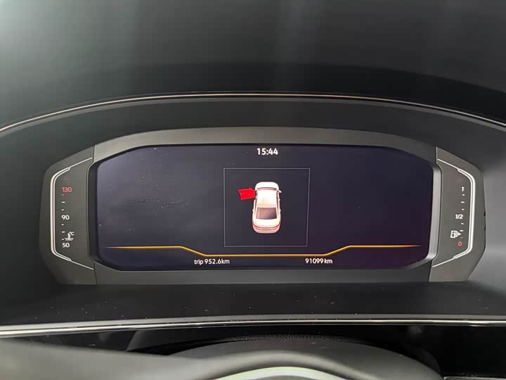 Фото 11 - Volkswagen Passat