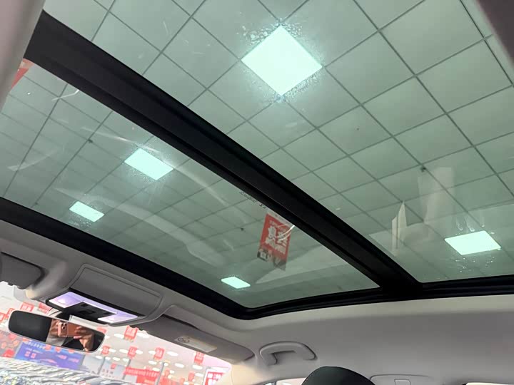 Фото 19 - Volkswagen Passat