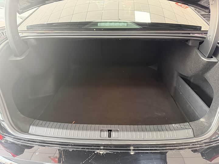 Фото 21 - Volkswagen Passat