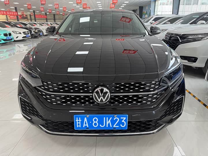 Фото 3 - Volkswagen Passat