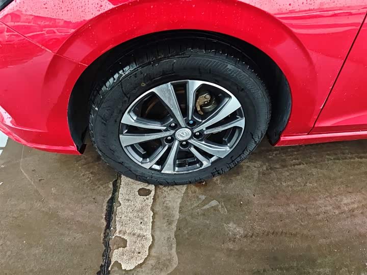 Фото 23 - Changan Eado Plus