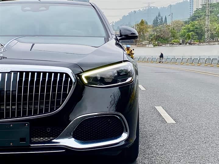 Фото 13 - Mercedes-Benz Maybach S-Class