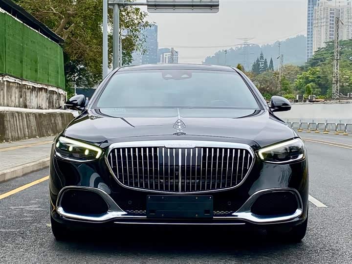 Фото 2 - Mercedes-Benz Maybach S-Class