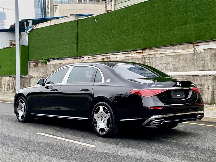 Фото 5 - Mercedes-Benz Maybach S-Class