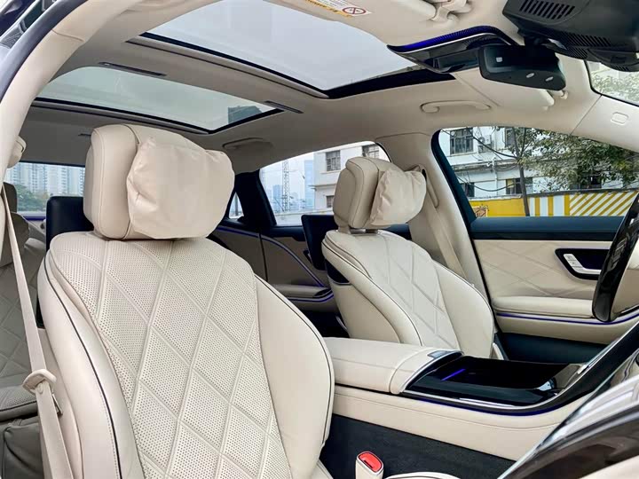 Фото 9 - Mercedes-Benz Maybach S-Class
