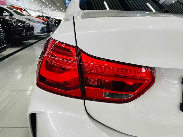 Фото 14 - BMW 1 Series