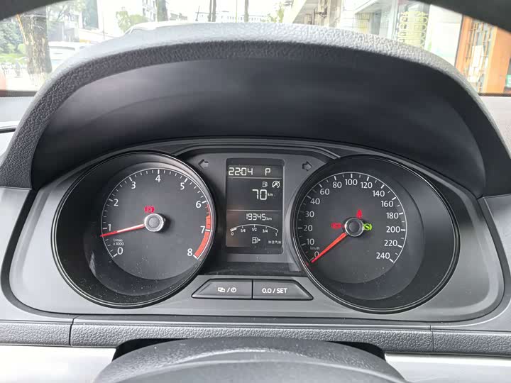 Фото 12 - Volkswagen Lavida