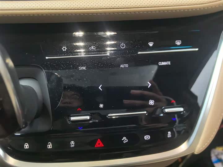 Фото 13 - Buick GL8 ES