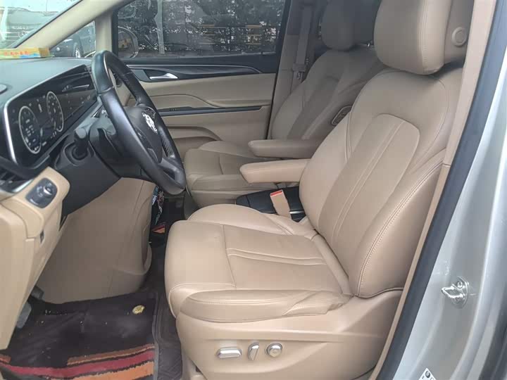 Фото 15 - Buick GL8 ES