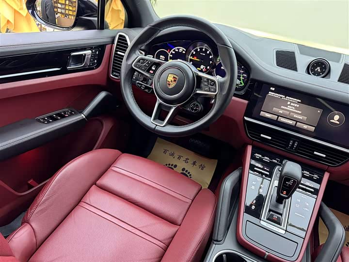 Фото 18 - Porsche Cayenne Hybrid