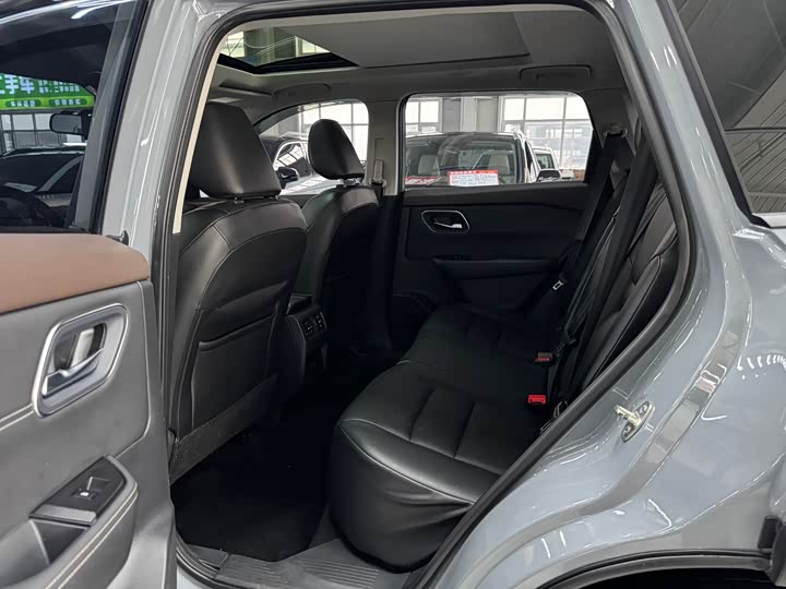 Фото 14 - Nissan X-Trail