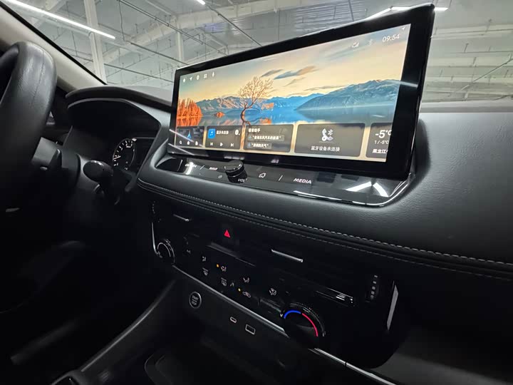 Фото 19 - Nissan X-Trail