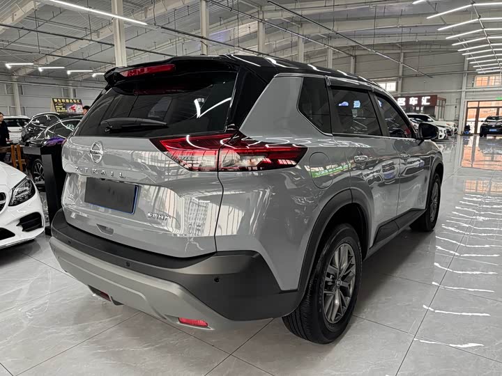 Фото 4 - Nissan X-Trail