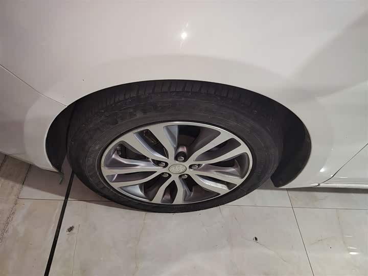 Фото 22 - Buick Excelle GT