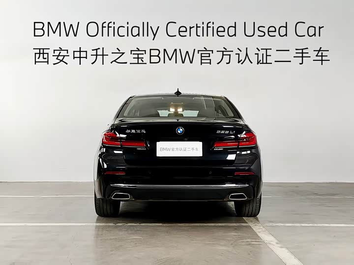 Фото 15 - BMW 5 Series