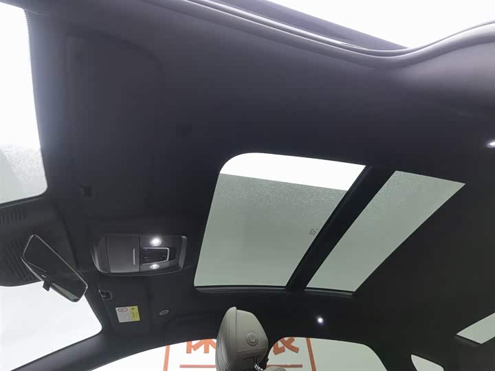 Фото 14 - BYD Han